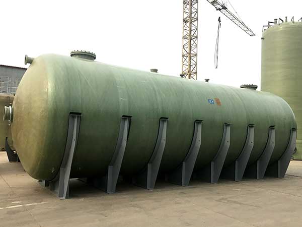臥式玻璃鋼儲罐
